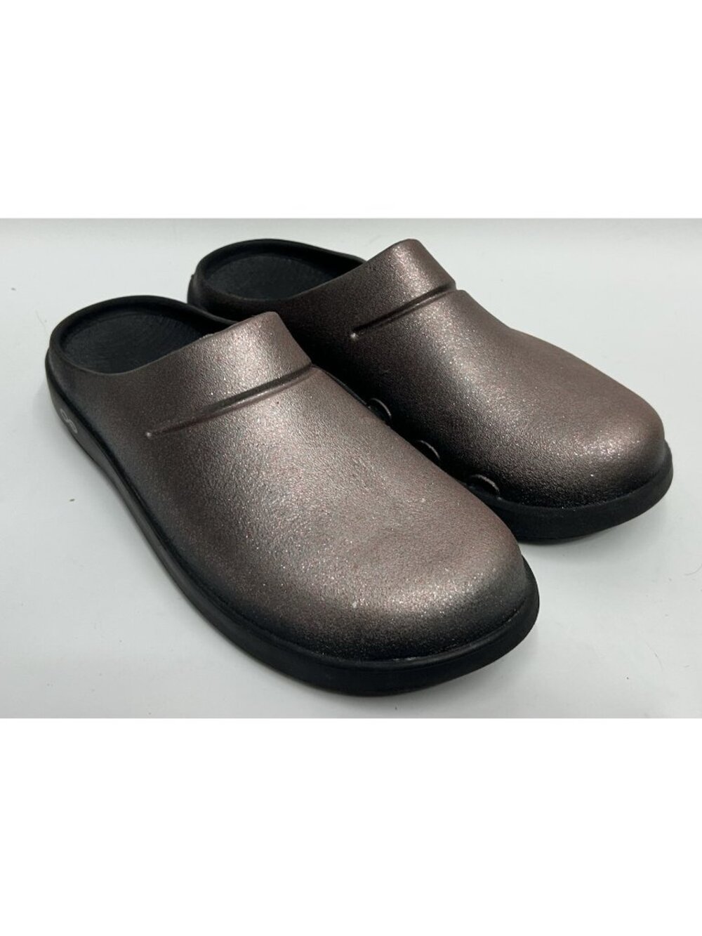 Oofos OOCloog Luxe Recovery Clogs Men’s 9 Womens 11 Metallic Sparks Pink Black